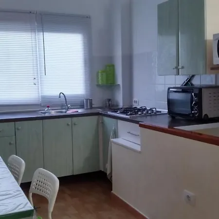 Apartment Linos *