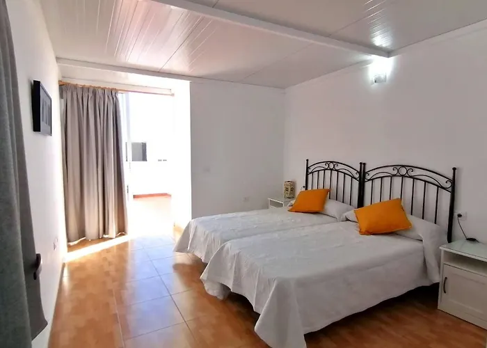 Linos Apartman